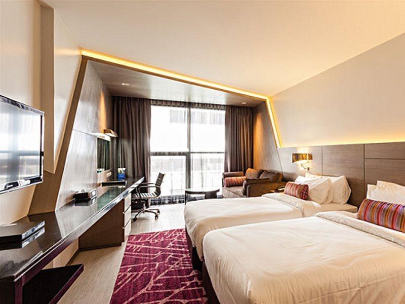 Hyatt Place Bangkok Sukhumvit 1 Dış mekan fotoğraf
