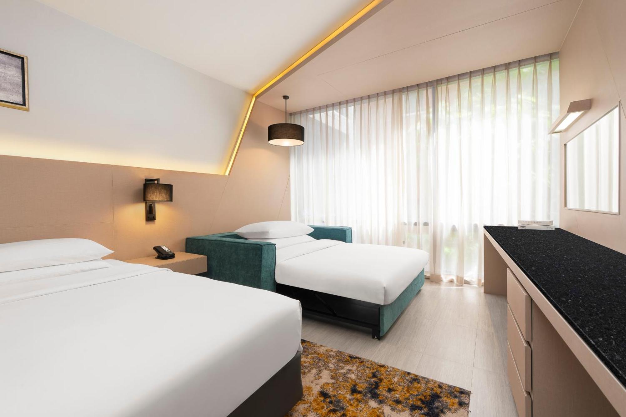 Hyatt Place Bangkok Sukhumvit 1 Dış mekan fotoğraf