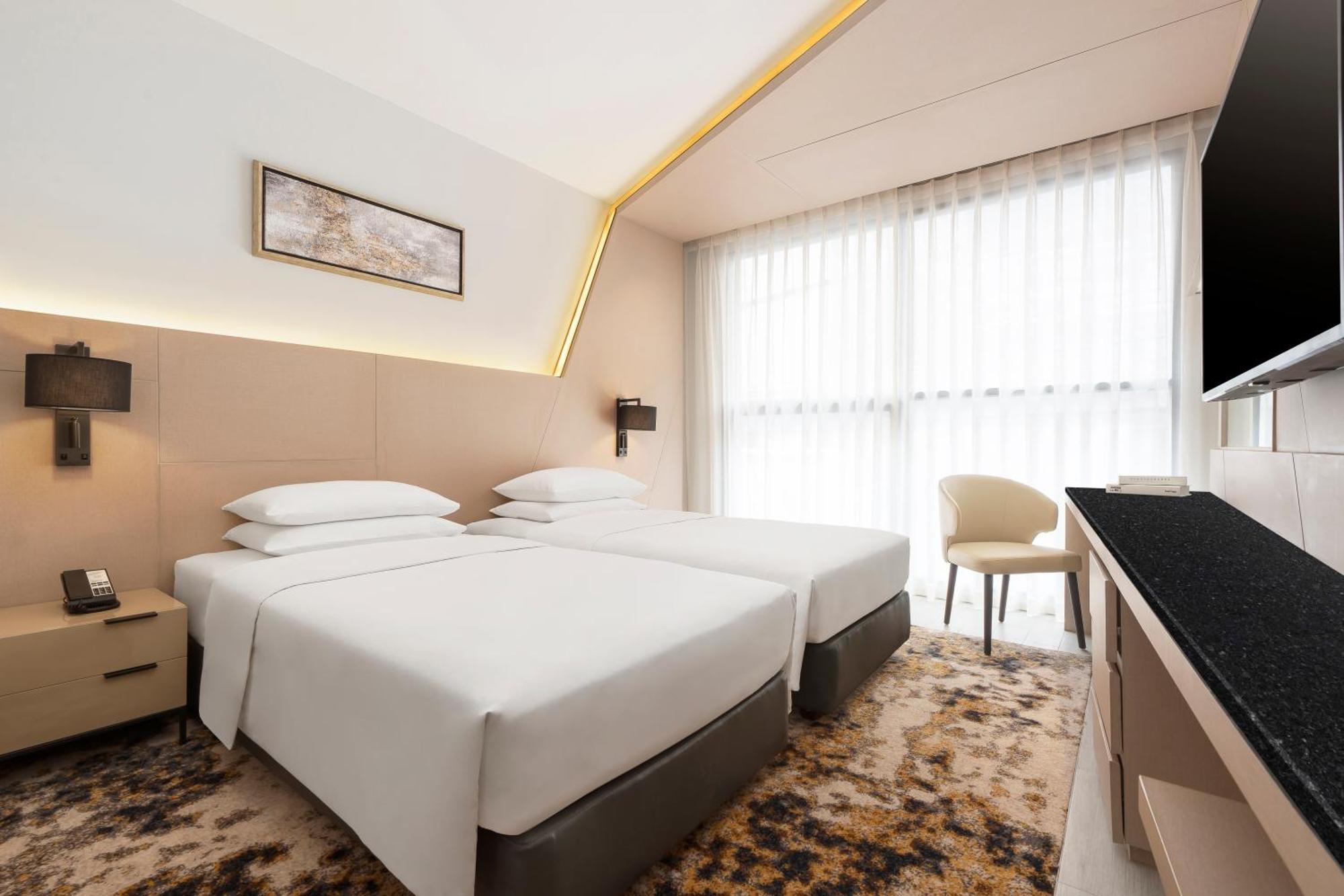 Hyatt Place Bangkok Sukhumvit 1 Dış mekan fotoğraf
