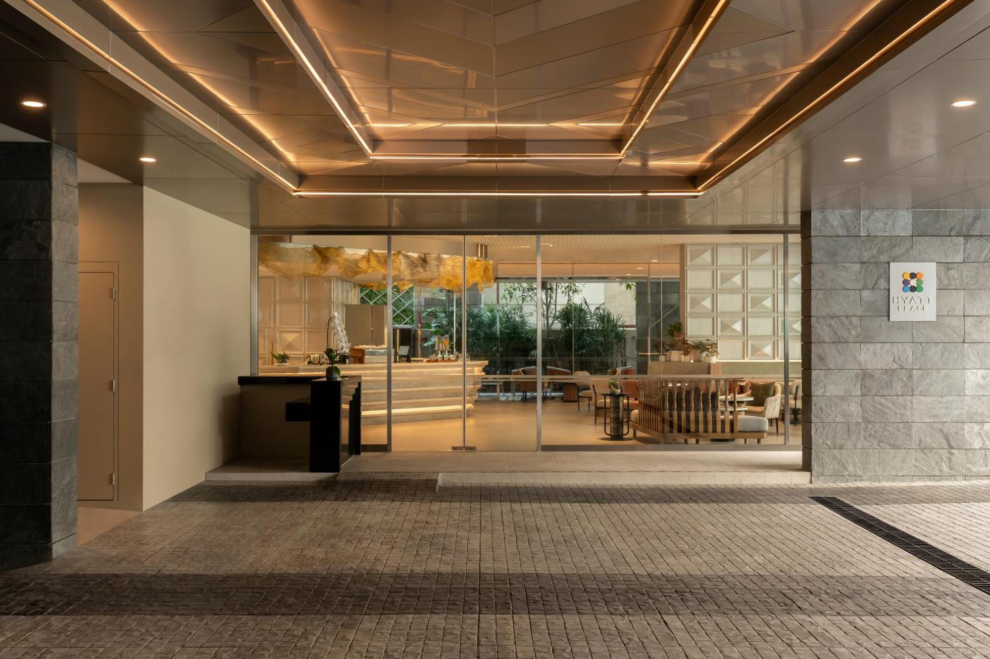 Hyatt Place Bangkok Sukhumvit 1 Dış mekan fotoğraf